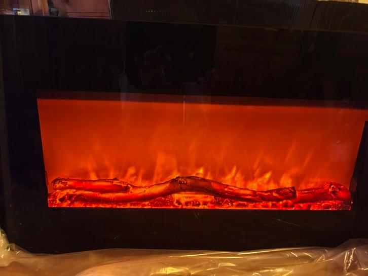 Prachtige elektrische haard met realistisch vlammeneffect, Huis en Inrichting, Haarden, Nieuw, Elektrische haard, Ophalen of Verzenden