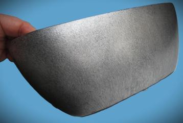 Bloempot Metallic zilver kleur~31 cm x 12 cm~Gaaf beschikbaar voor biedingen