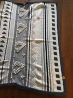 Deken gehaakt, Huis en Inrichting, Woonaccessoires | Plaids en Woondekens, Ophalen of Verzenden, Zo goed als nieuw