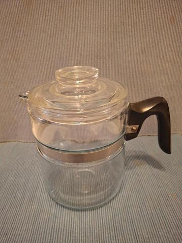 Pyrex - mooie stevige glazen theepot met koudgreep beschikbaar voor biedingen