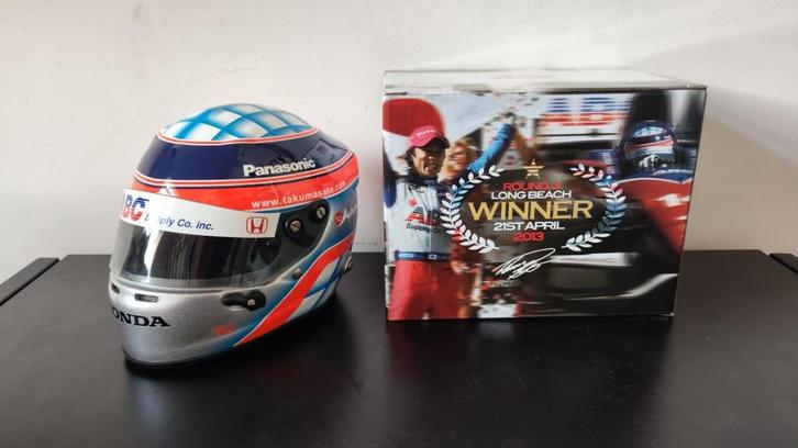 Takuma Sato 1/2 Mini helm Indycar First Win 2013, Verzamelen, Automerken, Motoren en Formule 1, Zo goed als nieuw, Auto's, Ophalen of Verzenden