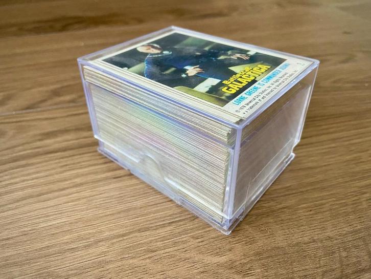 Battlestar Galactica - Vintage Trading cards 1978 Compleet!, Verzamelen, Film en Tv, Zo goed als nieuw, Tv, Foto of Kaart, Ophalen of Verzenden