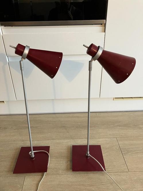 Twee geinige taps uitlopende lampjes op een hoge voet, Antiek en Kunst, Curiosa en Brocante, Verzenden