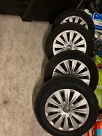 Stalen velgen met wieldoppen vw golf, Auto-onderdelen, Banden en Velgen, Ophalen, Gebruikt, 15 inch, Banden en Velgen