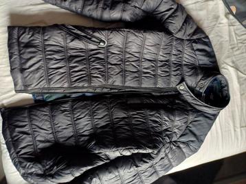 Superdry maat M.  beschikbaar voor biedingen