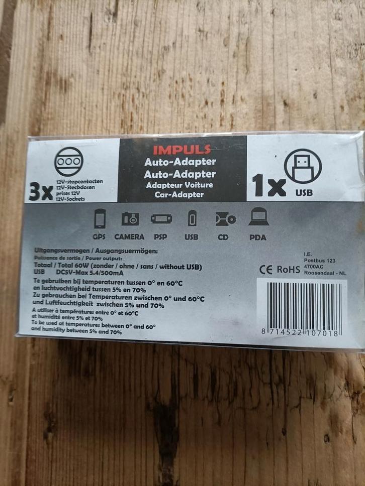 Auto Adapter 3x 12V + USB - Nieuw, Auto diversen, Auto-accessoires, Nieuw, Ophalen of Verzenden
