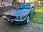 Jaguar XJ 3.5 AUT 2004 Zilvergrijs met zwart leer, Auto's, Automaat, Achterwielaandrijving, 258 pk, 3555 cc