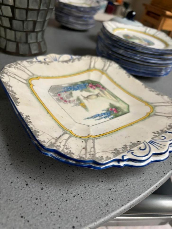 Engels porseleinen servies –Shelley England –borden & kopjes, Antiek en Kunst, Antiek | Servies compleet, Ophalen