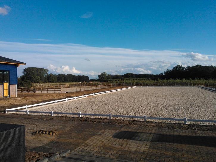 Heritage dressuurbaan omheining PVC. 20x60m. Outlet prijs, Dieren en Toebehoren, Paarden en Pony's | Overige Paardenspullen, Nieuw