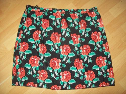 NIEUW! Schattige vintage bloem rok maat 3XL = 48 50, Kleding | Dames, Grote Maten, Nieuw, Rok, Zwart, Verzenden