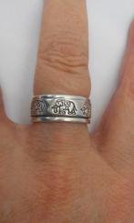 Zilveren ring met olifanten met draaibaar middenstuk nr.347, 17 tot 18, Ophalen of Verzenden, Zo goed als nieuw, Zilver