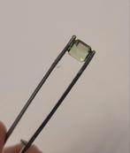 Lichtgroene Tourmalijn, Sieraden, Tassen en Uiterlijk, Edelstenen, Ophalen of Verzenden, Zo goed als nieuw