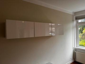 IKEA Bestå TV-meubel en hangkast. - afbeelding 12