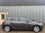 Opel Astra 1.4 Turbo Blitz, Auto's, Voorwielaandrijving, Euro 5, Stof, Gebruikt