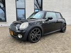Mini Cooper 1.6 2009 ketting/banden/remmen/blokken vervangen, Voorwielaandrijving, 4 cilinders, 4 stoelen, Origineel Nederlands