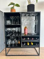 Stijlvolle drankenkast / wijnkast Living Guuji, Ophalen