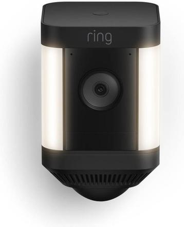 te koop Ring Spotlight Camera met 2 baterijen en zonnepaneel beschikbaar voor biedingen