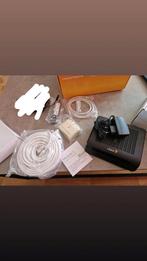 Ubee EVM320B kabelmodem, Computers en Software, Routers en Modems, Ophalen of Verzenden, Zo goed als nieuw