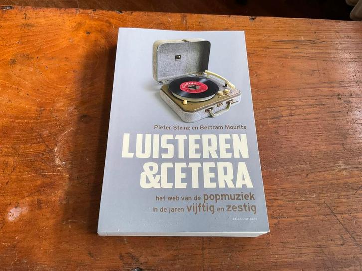Pieter Steinz - Luisteren & cetera, deel 3, Boeken, Muziek, Ophalen of Verzenden