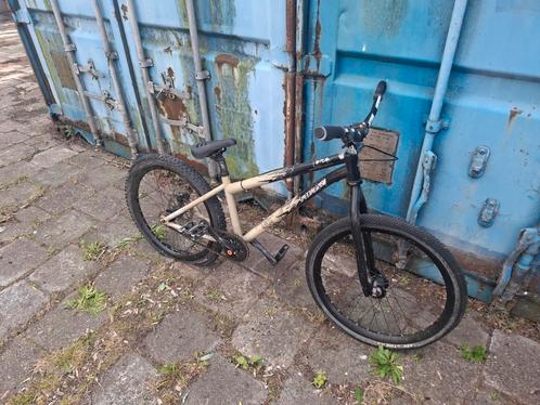 Specialized p1 mountainbike dirt jumper, Fietsen en Brommers, Fietsen | Mountainbikes en ATB, Zo goed als nieuw, Heren, Overige merken