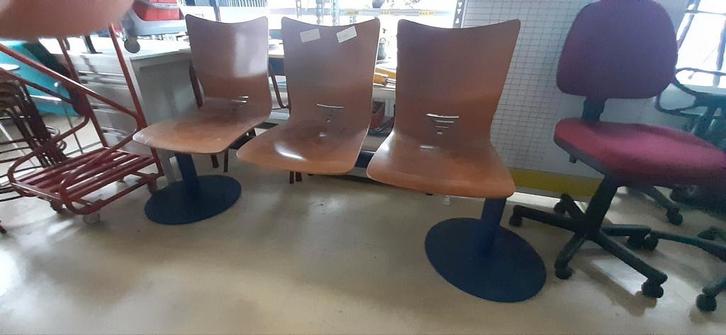 Wachtkamerbank 3 persoons, Huis en Inrichting, Banken | Complete zithoeken, Gebruikt, Hout, Ophalen