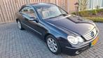 Mercedes-Benz CLK 200 Kompressor Coupe 2007 mooie nette auto, Auto's, Achterwielaandrijving, 1440 kg, 4 cilinders, 1796 cc