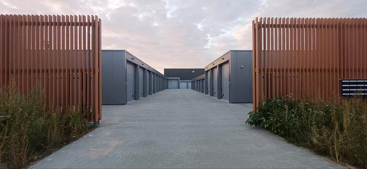 Rister 7 R Biddinghuizen - Moderne garagebox (2025), Auto diversen, Autostallingen en Garages