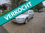 Volvo V70 2.4 Comfort Line bijtellingsvriendelijk, Voorwielaandrijving, 1505 kg, Zilver of Grijs, 500 kg