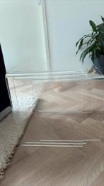 Mimiset bestaande uit drie perspex tafels, Ophalen, Design, Vierkant, Minder dan 50 cm