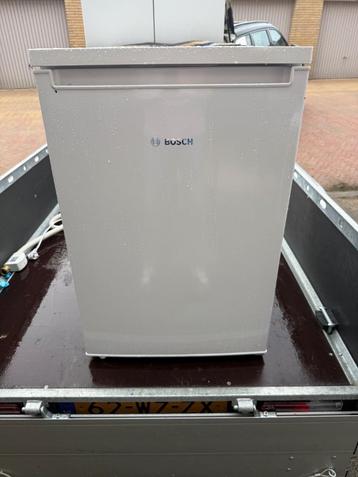 Koelkast tafel model Bosch KTR15. 80x60x60 cm. beschikbaar voor biedingen