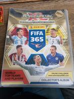 Panini FIFA 365 2017 Adrenalyn bewaarmap incl. Kaarten, Ophalen of Verzenden, Zo goed als nieuw, Meerdere plaatjes