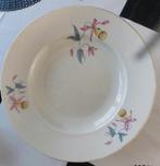 Vintage KPM porseleinen bord met Bloemmotief, Ophalen of Verzenden, Zo goed als nieuw, Bord(en), Overige stijlen