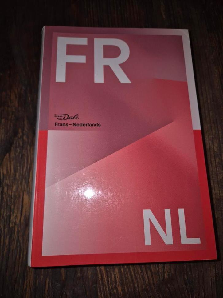 Van Dale Groot woordenboek Frans-Nederlands voor school, Boeken, Woordenboeken, Zo goed als nieuw, Nederlands, Van Dale, Ophalen of Verzenden