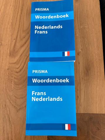 Twee Prisma woordenboeken Ne--Fr Fr-Ne beschikbaar voor biedingen