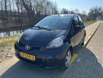 Toyota Aygo 1.0-12V Now/2011