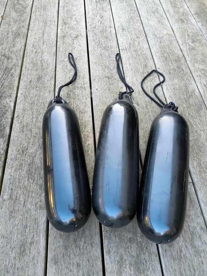 Majoni dropfender 2 - Bootfenders (3 stuks), Watersport en Boten, Accessoires en Onderhoud, Gebruikt, Overige typen, Ophalen