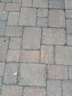 Ong. 15m² straat / terras / parkeerplaats tegels, Tuin en Terras, Ophalen, Gebruikt, Beton, 10 m² of meer