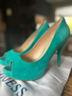 Guess pumps maat 40, Kleding | Dames, Schoenen, Pumps, Ophalen of Verzenden, Zo goed als nieuw, Overige kleuren