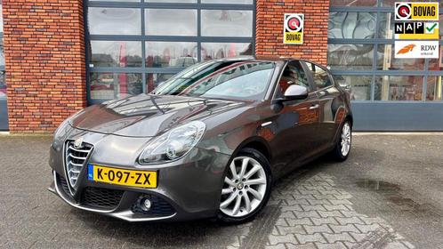 Alfa Romeo Giulietta 1.4 T 150PK Distinctive|Leer|LED|Eibach, Auto's, Alfa Romeo, Bedrijf, Te koop, Giulietta, ABS, Airbags, Airconditioning