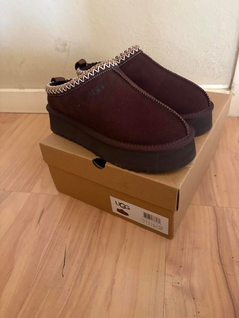 Nieuw bruine Ugg Tasman plateau instappers mt 38/39, Kleding | Dames, Schoenen, Bruin, Instappers, Nieuw, Ophalen of Verzenden
