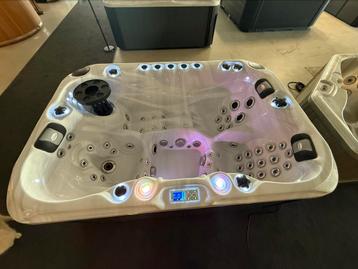 Jacuzzi passion sensation 3 pers beschikbaar voor biedingen