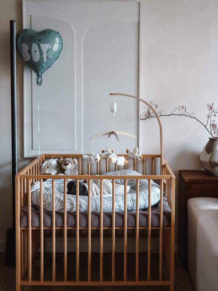 Prénatal box Elja Blank Gelakt met boxkleden, matras en tas, Kinderen en Baby's, Boxen, Gebruikt, Vierkant, Boxkleed, Ophalen