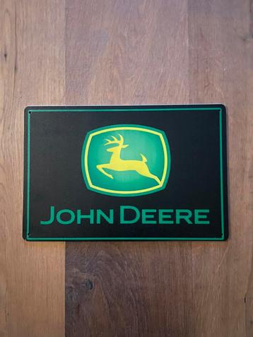 “John Deere” reclame bordje beschikbaar voor biedingen
