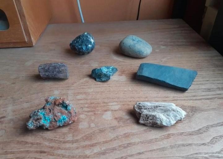 Partij mineralen, Verzamelen, Mineralen en Fossielen, Mineraal, Ophalen of Verzenden