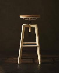 Houten/Metalen Barkruk Zara Home – Als Nieuw – €50 tot €60 beschikbaar voor biedingen
