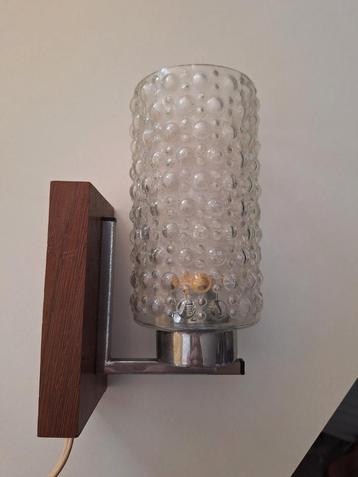 Vintage glazen wandlamp Mid-century beschikbaar voor biedingen