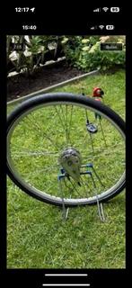 Voorwiel 28inch, Ophalen, Zo goed als nieuw, Algemeen, Wiel