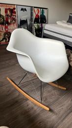 Schommelstoel, Huis en Inrichting, Ophalen, Kunststof, Gebruikt, Wit