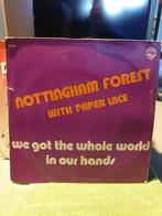 Nottingham Forest - We got the whole world ... (f7), Cd's en Dvd's, Vinyl Singles, Ophalen of Verzenden