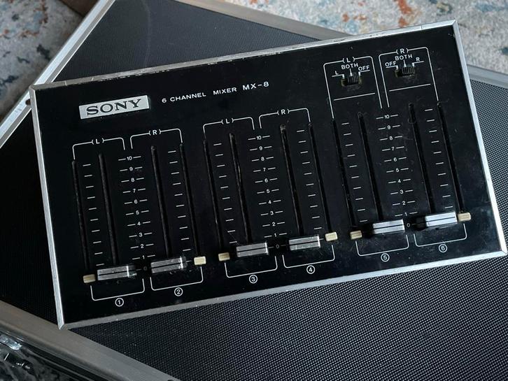 Sony MX-8 6-Kanaals Mixer, Muziek en Instrumenten, Mengpanelen, Gebruikt, 5 tot 10 kanalen, Microfooningang, Ophalen of Verzenden